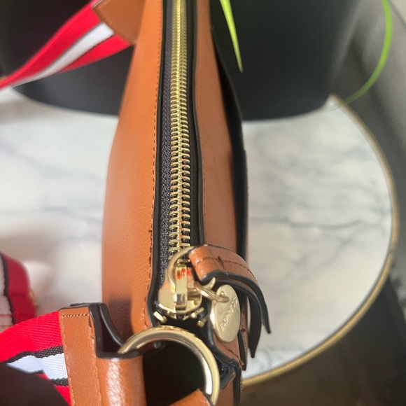 Exspress Chic Brown Crossbody Bag with Red Strap - Picture 8 of 14